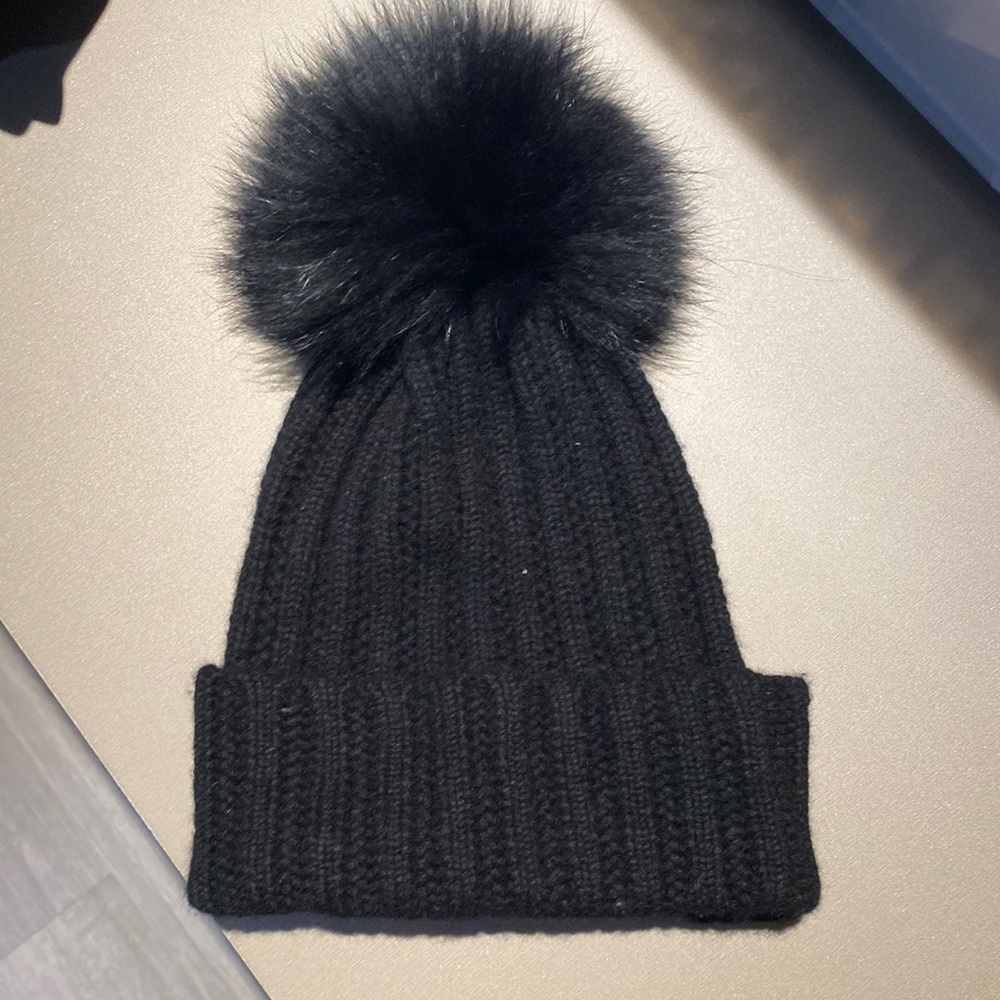 Saks fifth black beanie